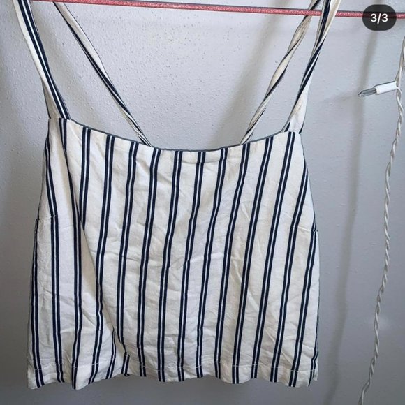 Tie Backless Blue and White Striped Crop Top - Picture 3 of 3